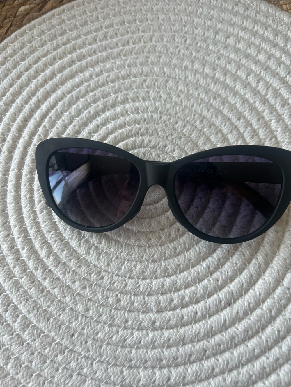 Goodr Black Cat-Eye Sunglasses - Black